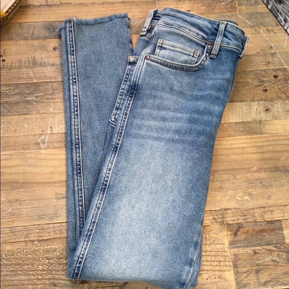 💠FREE PEOPLE HIGH RISE JEAN - Picture 3 of 5